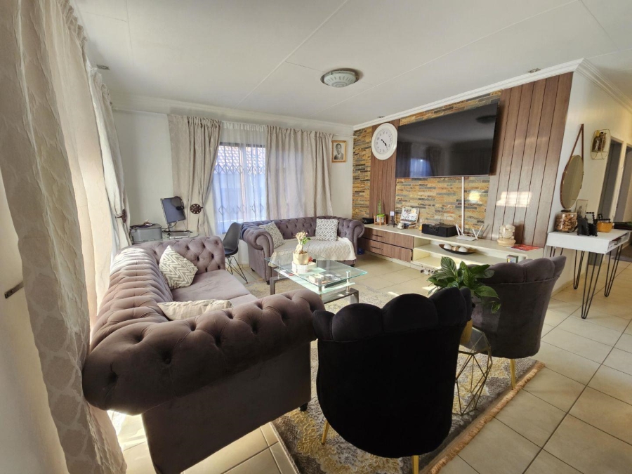 3 Bedroom Property for Sale in Amandasig Gauteng