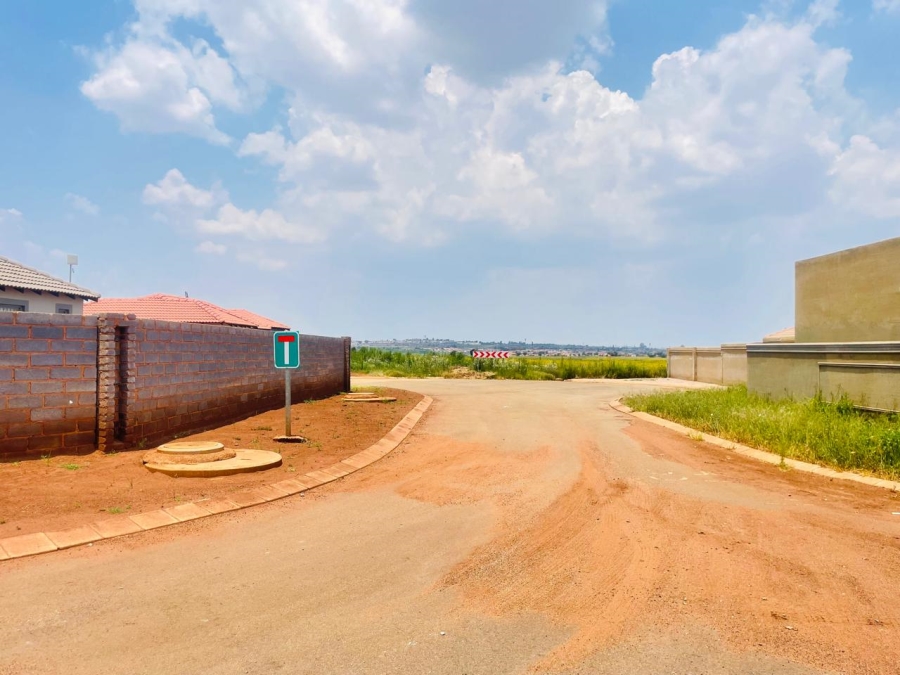 3 Bedroom Property for Sale in Lufhereng Gauteng