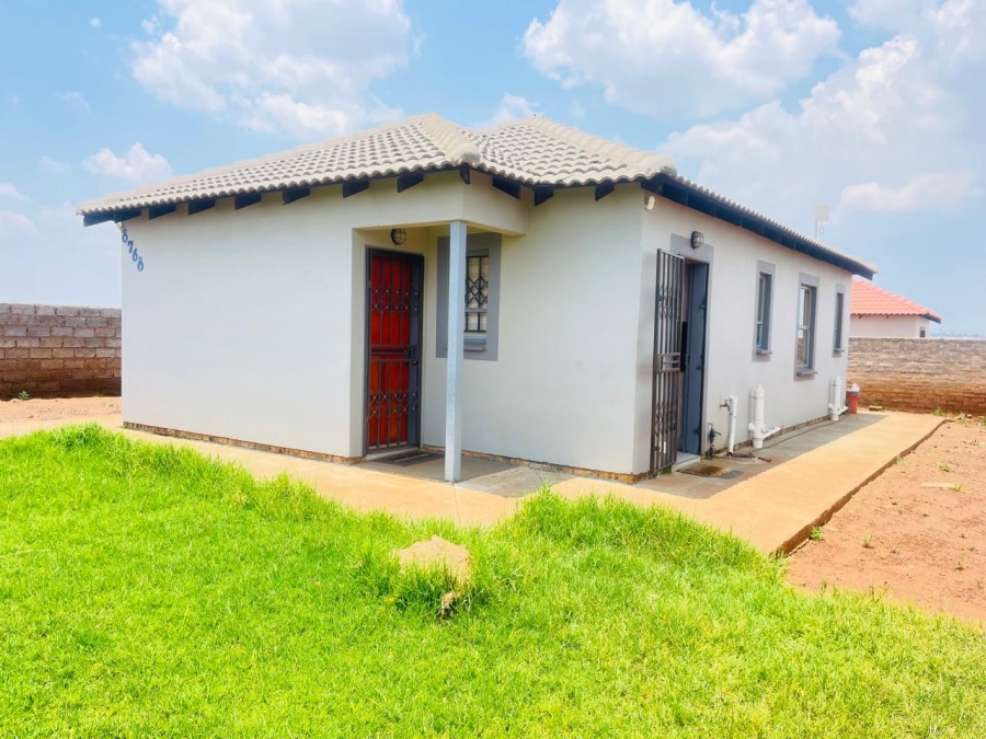 3 Bedroom Property for Sale in Lufhereng Gauteng