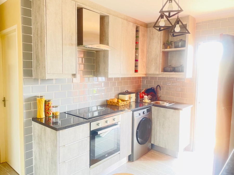 3 Bedroom Property for Sale in Lufhereng Gauteng