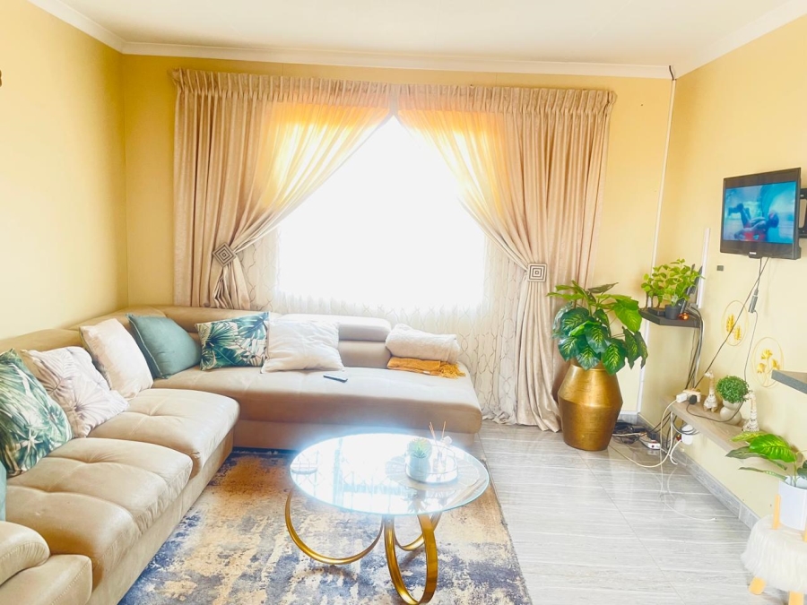 3 Bedroom Property for Sale in Lufhereng Gauteng