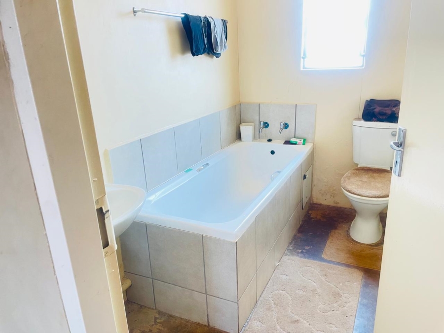 3 Bedroom Property for Sale in Lufhereng Gauteng