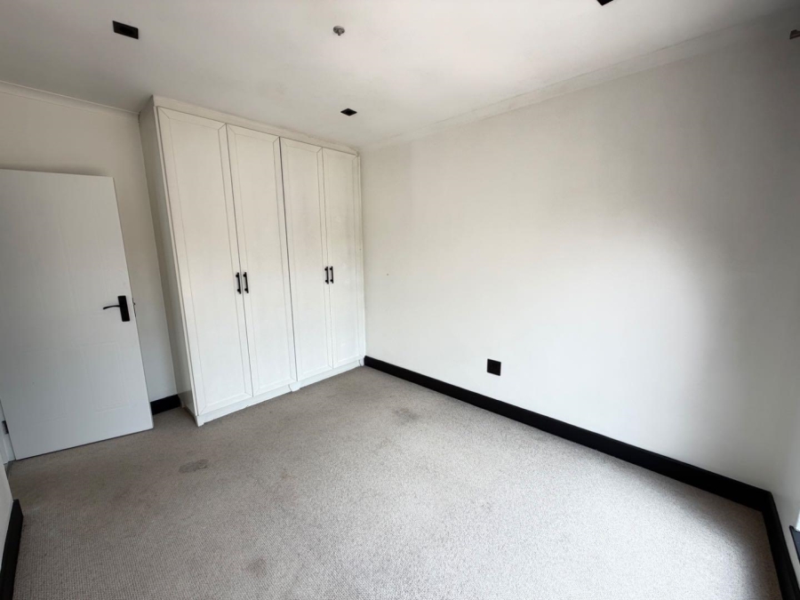 To Let 3 Bedroom Property for Rent in Beyerspark Gauteng