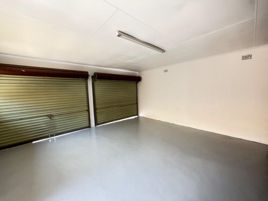 To Let 3 Bedroom Property for Rent in Beyerspark Gauteng