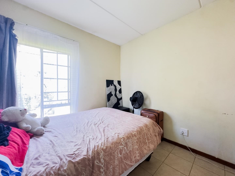 2 Bedroom Property for Sale in Dorandia Gauteng