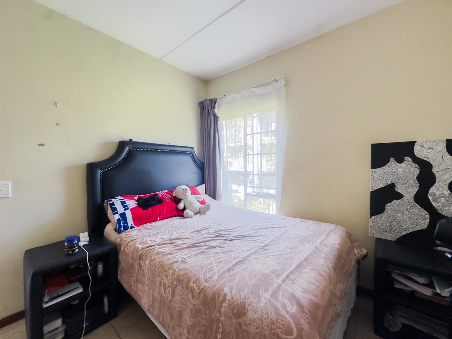 2 Bedroom Property for Sale in Dorandia Gauteng