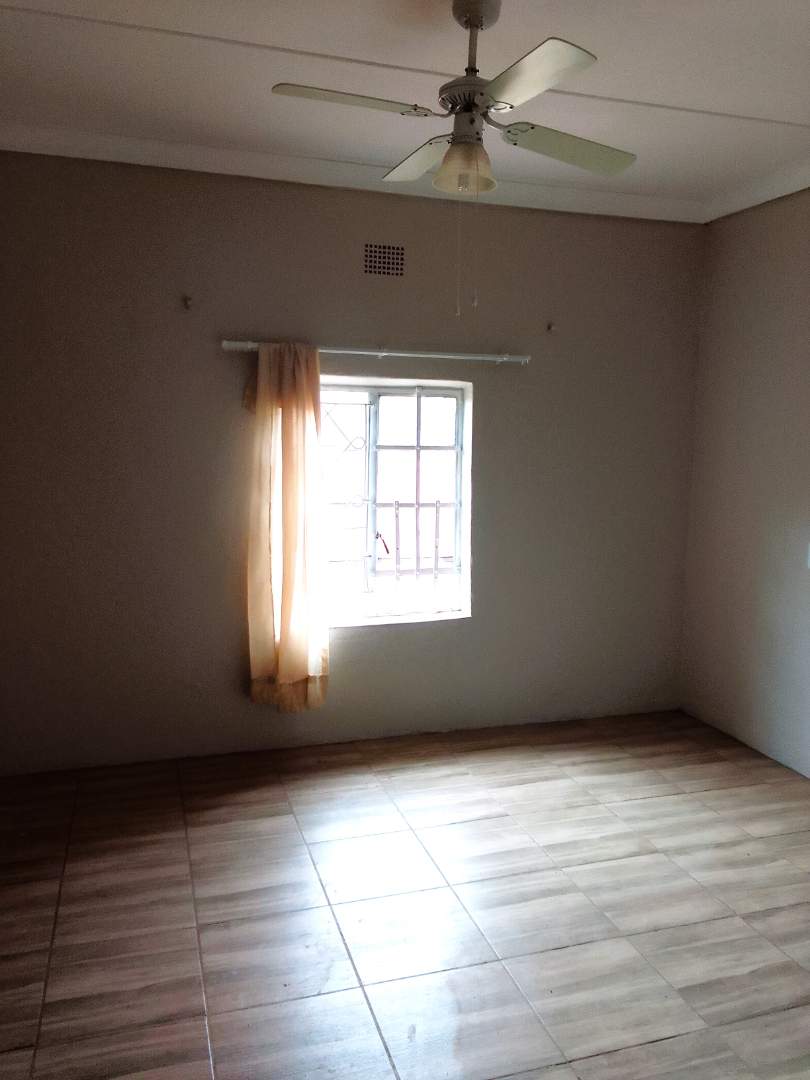 4 Bedroom Property for Sale in Pelzvale A H Gauteng