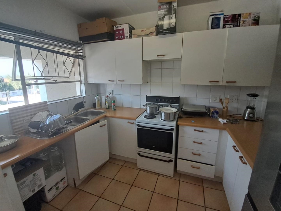To Let 2 Bedroom Property for Rent in Vorna Valley Gauteng