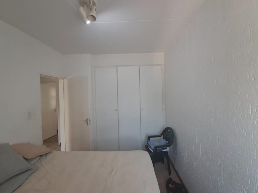 To Let 2 Bedroom Property for Rent in Vorna Valley Gauteng