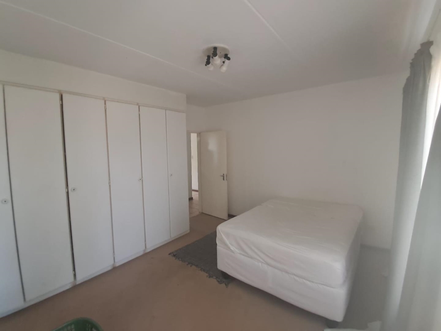 To Let 2 Bedroom Property for Rent in Vorna Valley Gauteng