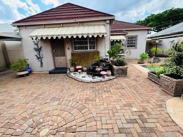 4 Bedroom Property for Sale in Regents Park Gauteng