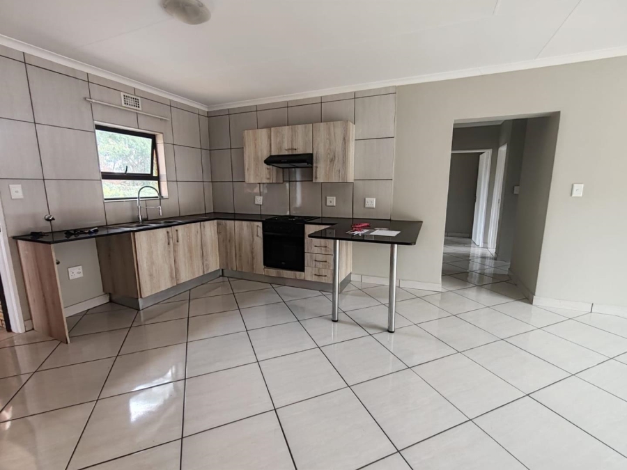 3 Bedroom Property for Sale in Goedeburg Gauteng