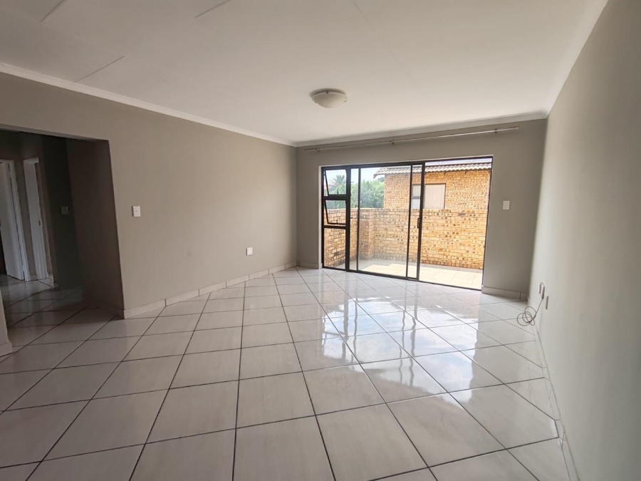 3 Bedroom Property for Sale in Goedeburg Gauteng