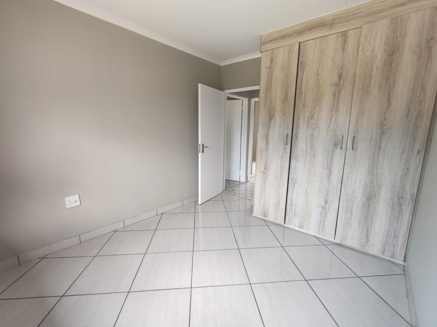 3 Bedroom Property for Sale in Goedeburg Gauteng