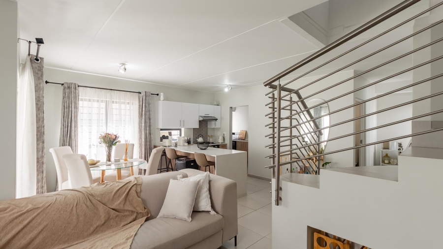 To Let 3 Bedroom Property for Rent in Fourways Gauteng