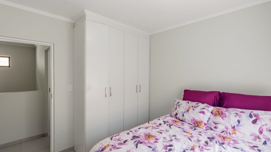 To Let 3 Bedroom Property for Rent in Fourways Gauteng