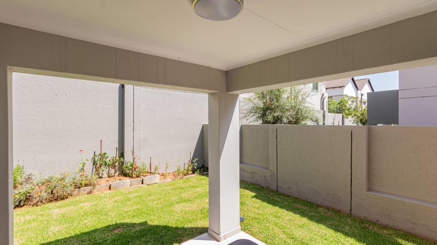 To Let 3 Bedroom Property for Rent in Fourways Gauteng