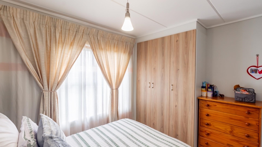 2 Bedroom Property for Sale in Linbro Park Gauteng