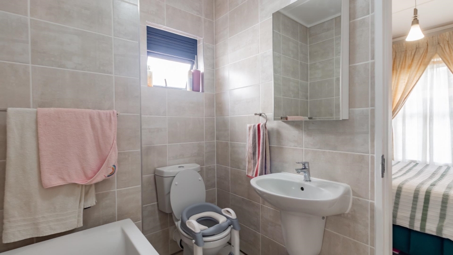 2 Bedroom Property for Sale in Linbro Park Gauteng