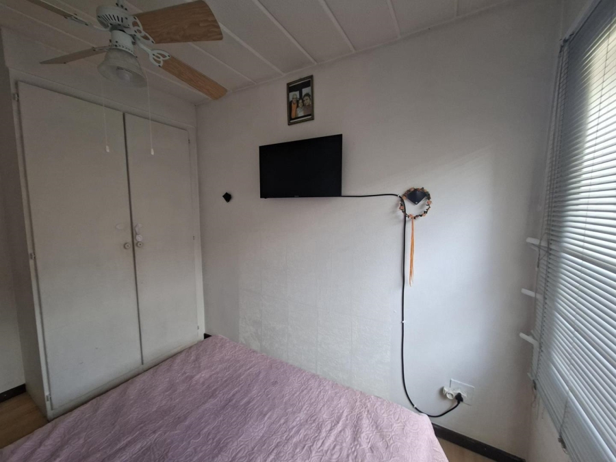 2 Bedroom Property for Sale in Buccleuch Gauteng