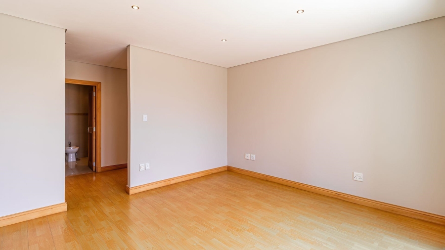 4 Bedroom Property for Sale in Morningside Gauteng