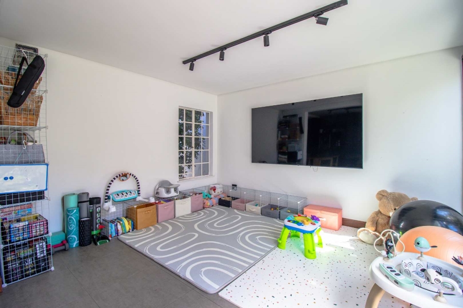 3 Bedroom Property for Sale in Bryanston Gauteng