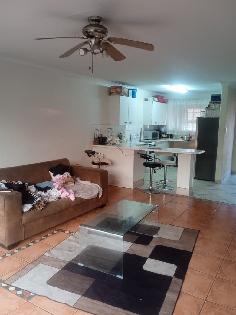 2 Bedroom Property for Sale in Florida Gauteng