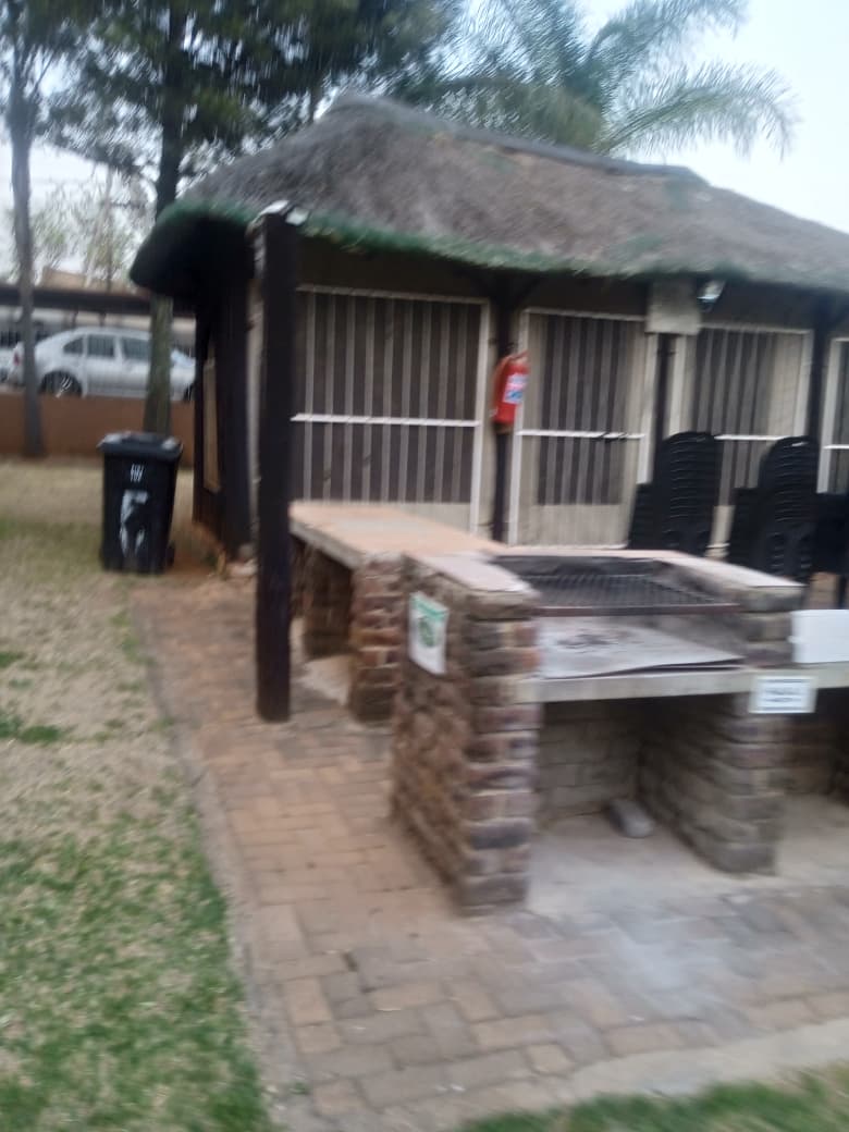 2 Bedroom Property for Sale in Florida Gauteng