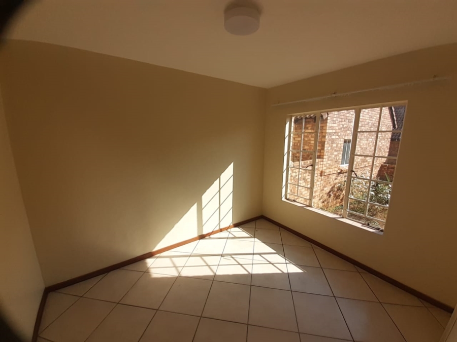 To Let 2 Bedroom Property for Rent in Olympus AH Gauteng