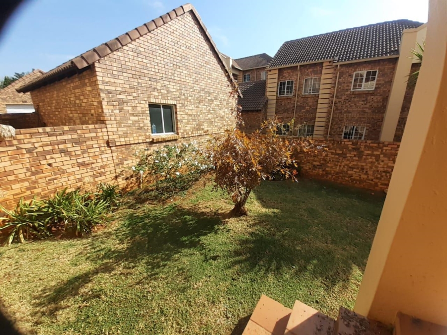 To Let 2 Bedroom Property for Rent in Olympus AH Gauteng