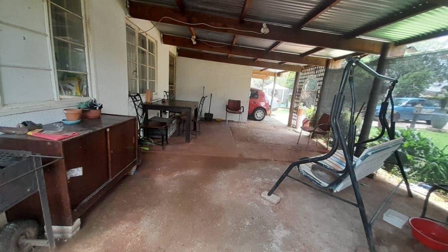 3 Bedroom Property for Sale in Rhodesfield Gauteng