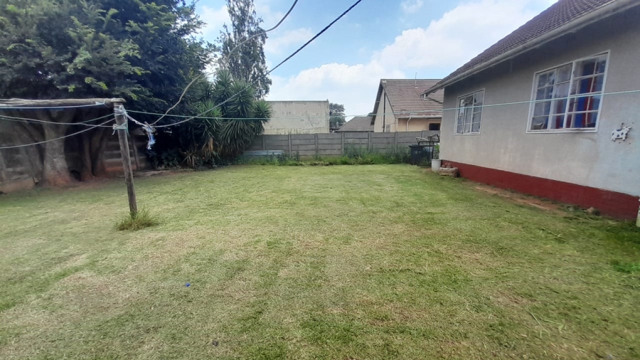 3 Bedroom Property for Sale in Rhodesfield Gauteng