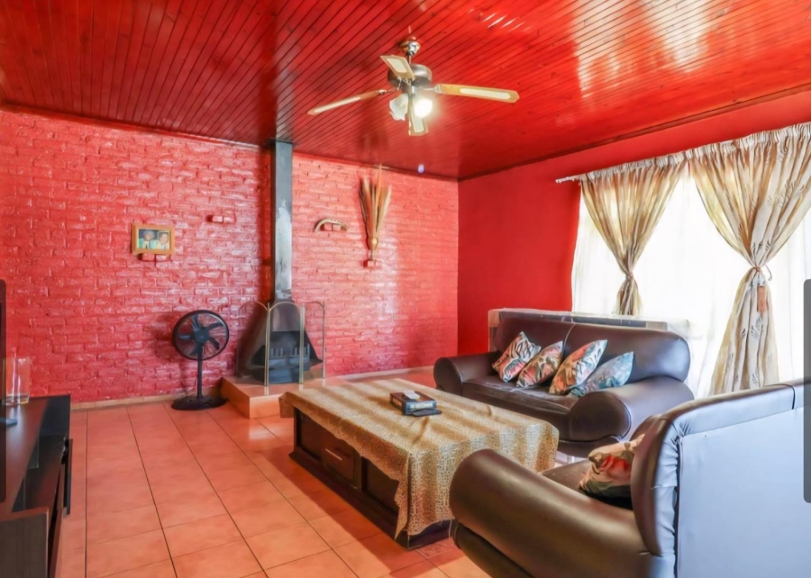 3 Bedroom Property for Sale in Witpoortjie Gauteng