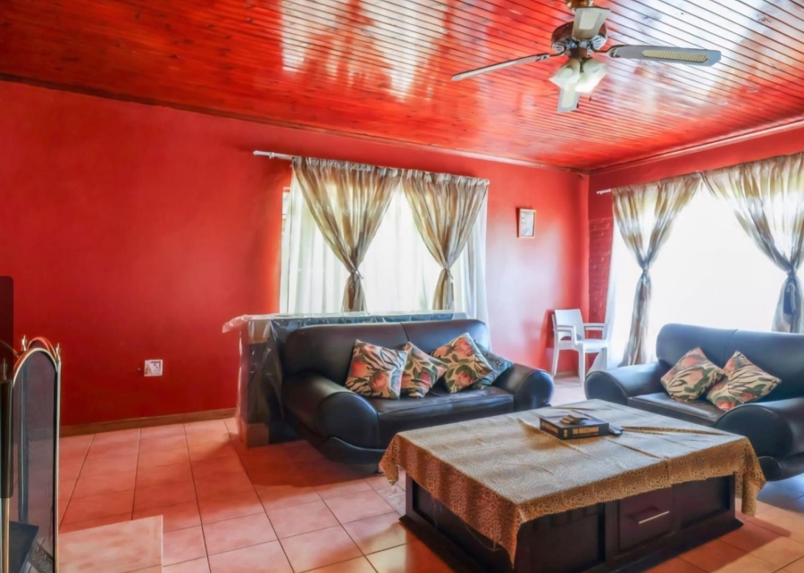 3 Bedroom Property for Sale in Witpoortjie Gauteng