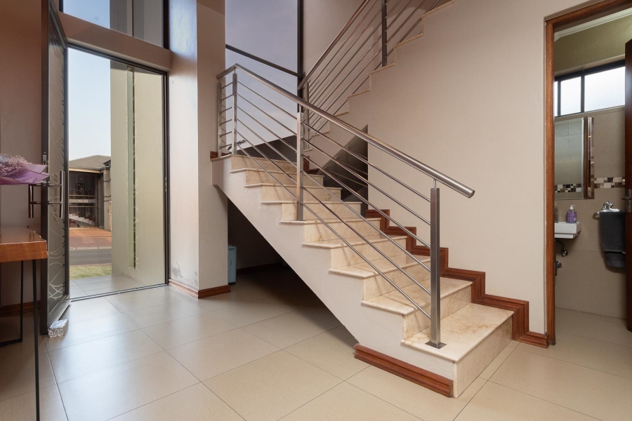 5 Bedroom Property for Sale in Meyersdal Nature Estate Gauteng