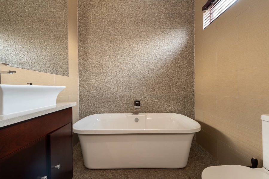 5 Bedroom Property for Sale in Meyersdal Nature Estate Gauteng