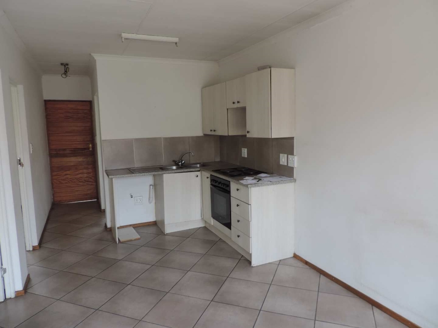 2 Bedroom Property for Sale in Albertsdal Gauteng