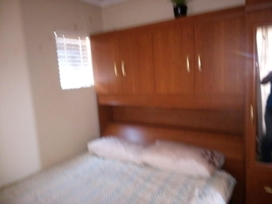 2 Bedroom Property for Sale in Mamelodi East Gauteng