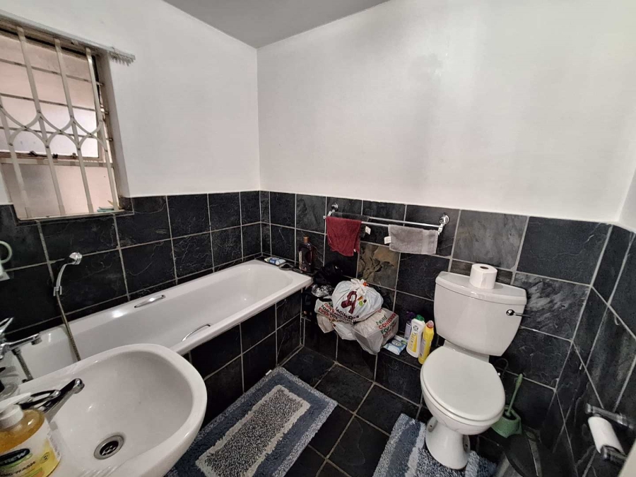 To Let 1 Bedroom Property for Rent in Blackheath Gauteng