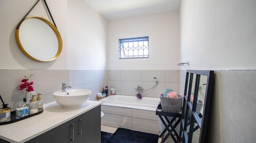 3 Bedroom Property for Sale in Brentwood Park Gauteng