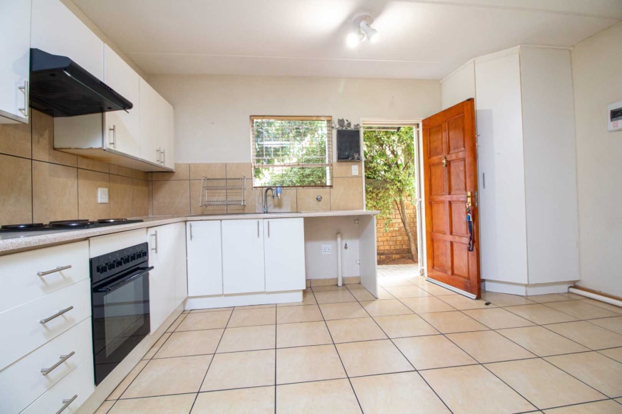 3 Bedroom Property for Sale in Wilgeheuwel Gauteng
