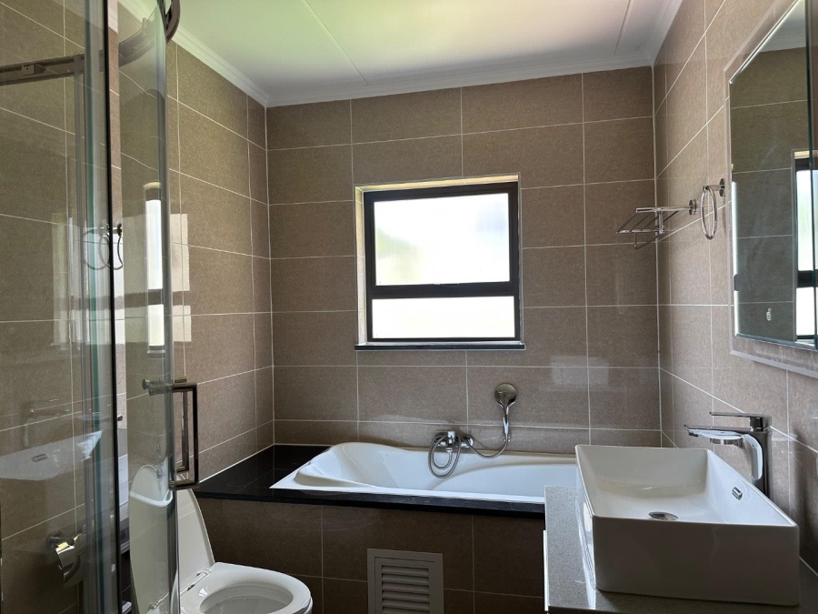 To Let 2 Bedroom Property for Rent in Blue Hills Gauteng