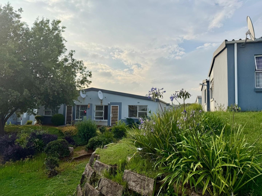 2 Bedroom Property for Sale in Ridgeway Gauteng