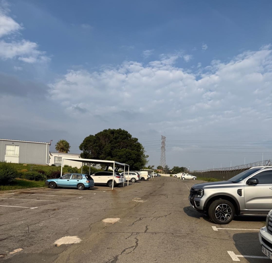 2 Bedroom Property for Sale in Ridgeway Gauteng