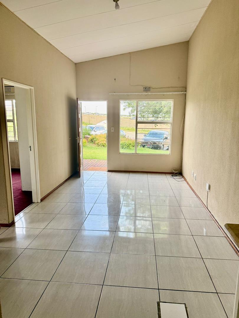 2 Bedroom Property for Sale in Ridgeway Gauteng