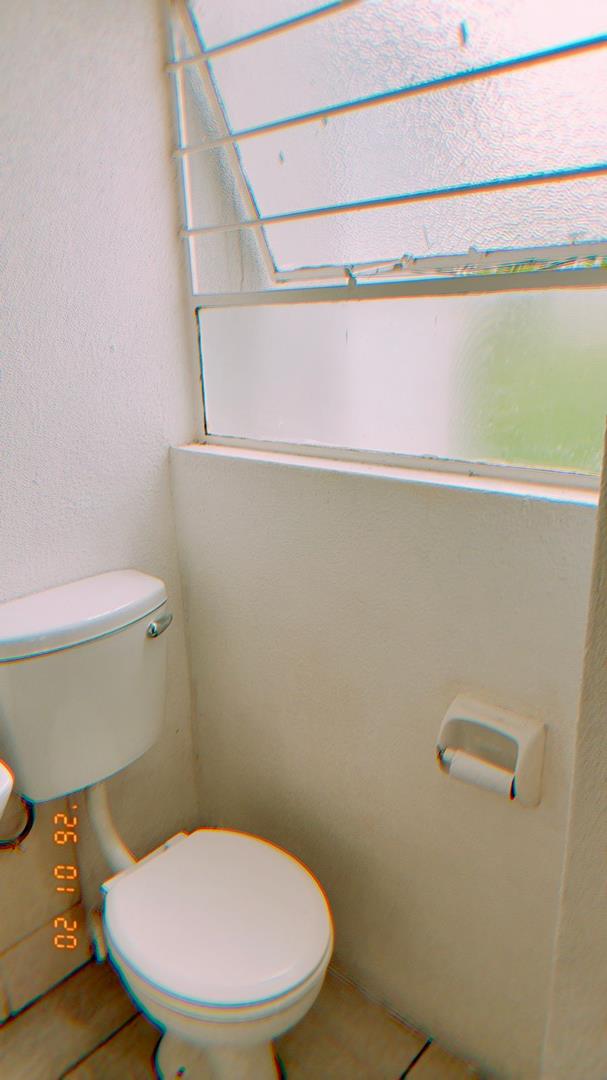 2 Bedroom Property for Sale in Ridgeway Gauteng