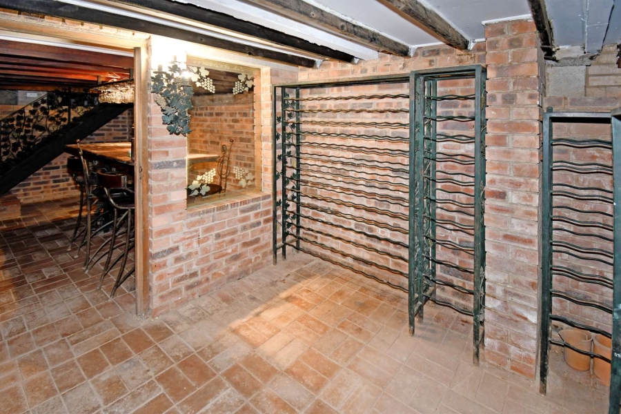 To Let 5 Bedroom Property for Rent in Bryanston Gauteng