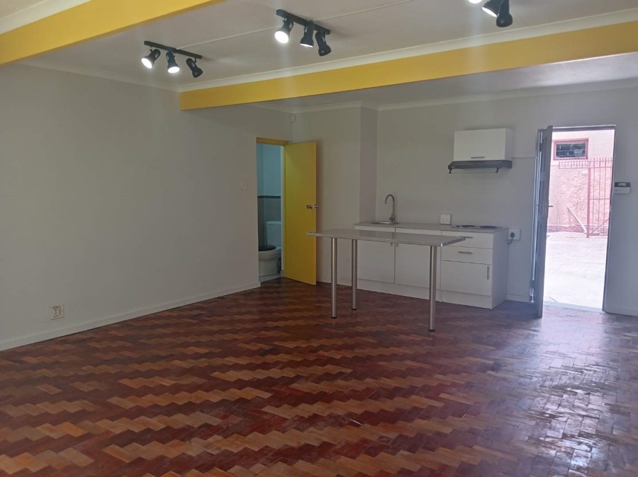 To Let 1 Bedroom Property for Rent in Houghton Gauteng