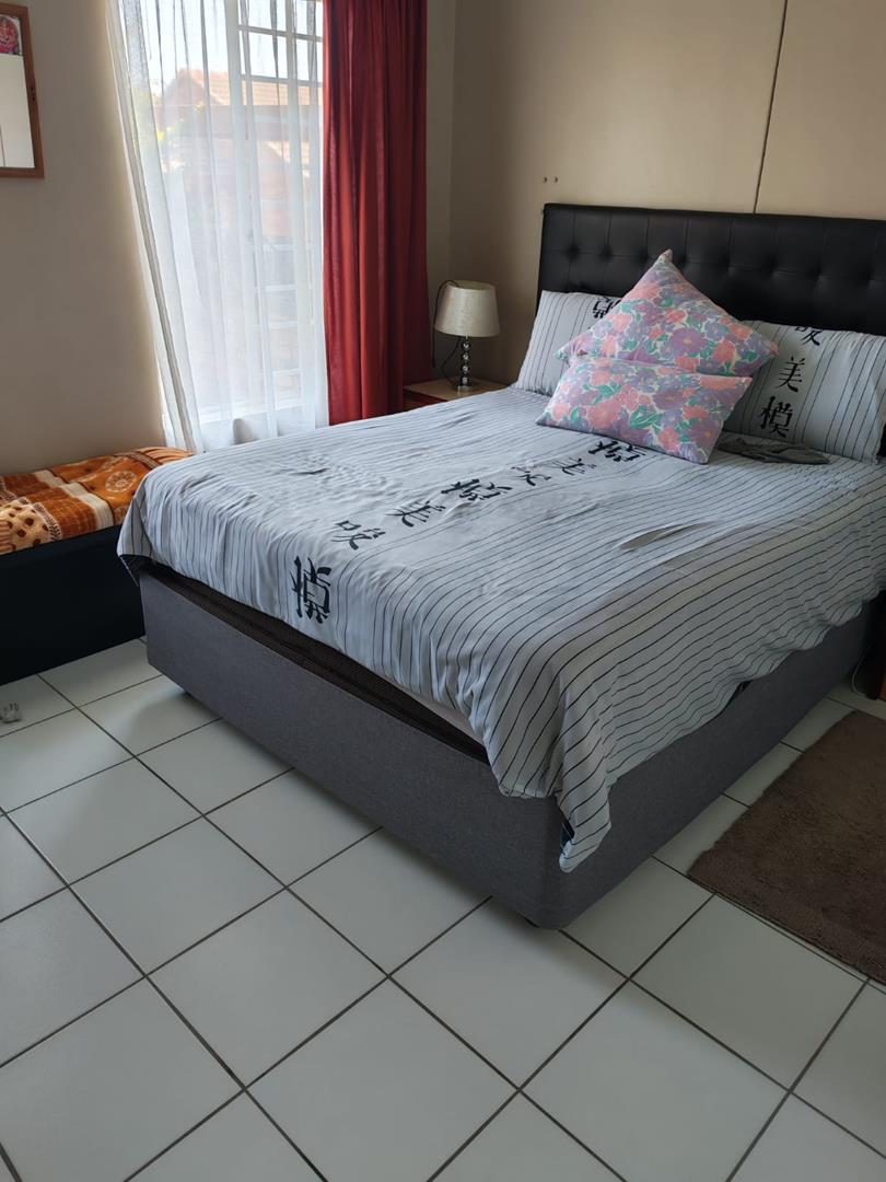 2 Bedroom Property for Sale in Highveld Gauteng