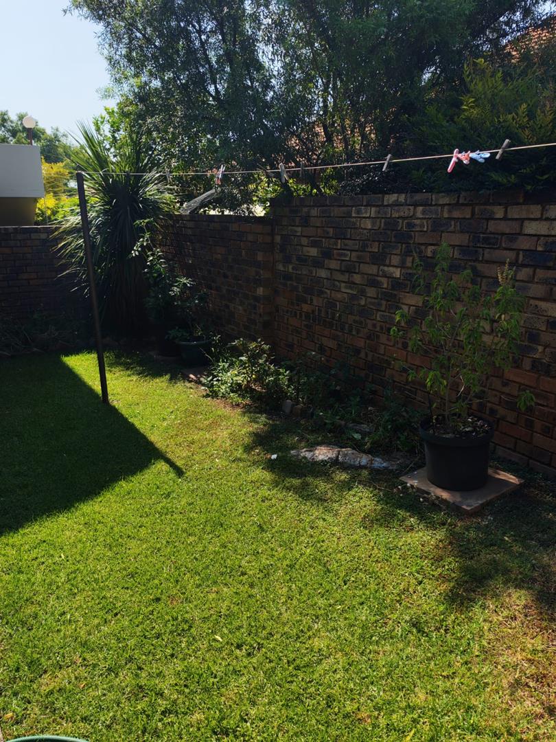 2 Bedroom Property for Sale in Highveld Gauteng